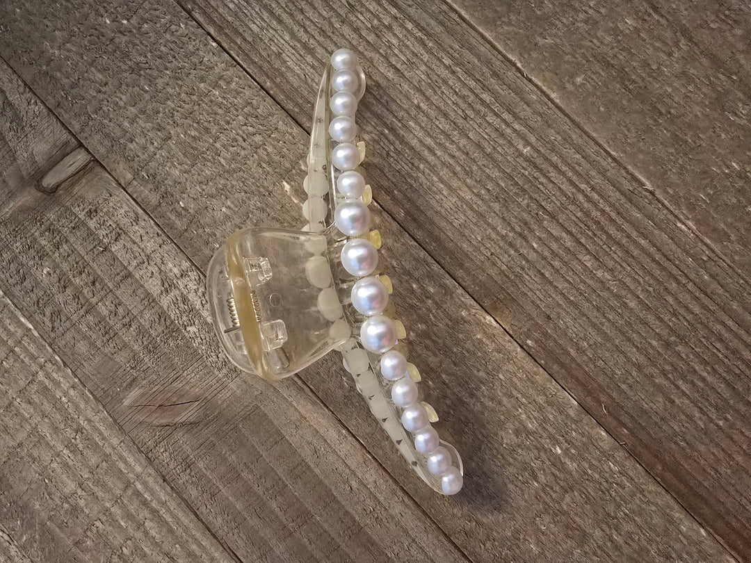 Pearl Claw Clips