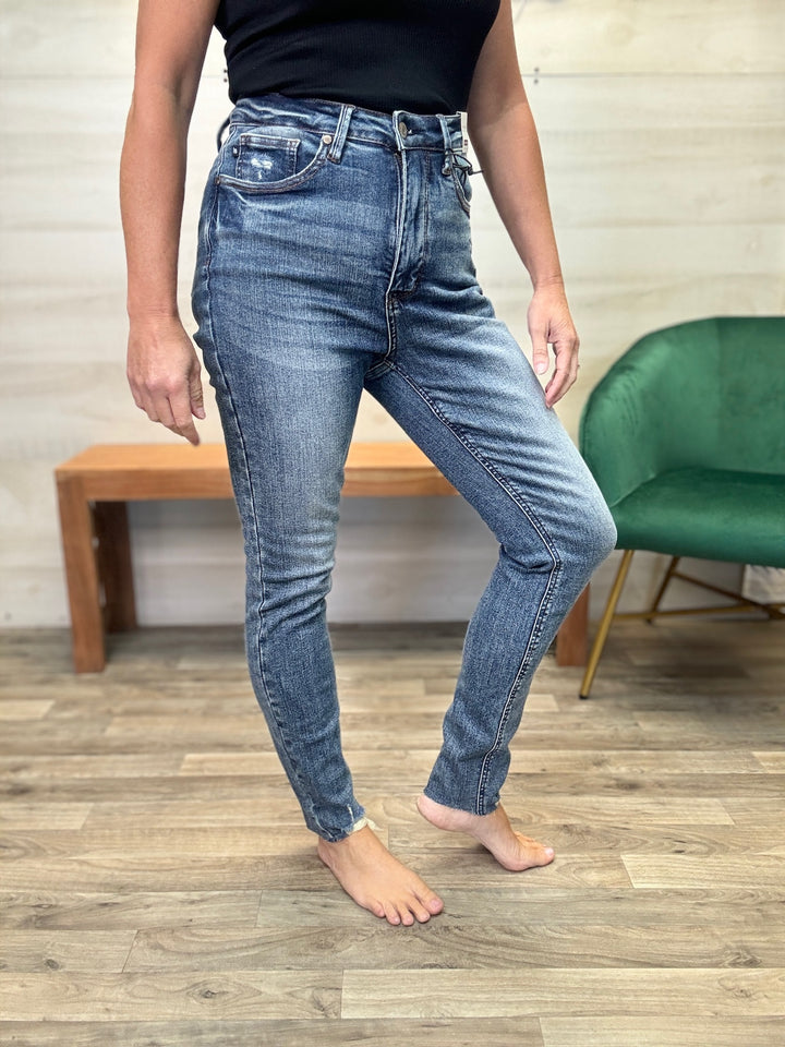 Judy Blue Vintage Wash Skinny